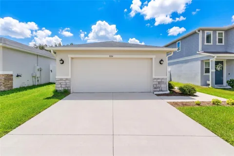 1084 PAPAYA CIRCLE