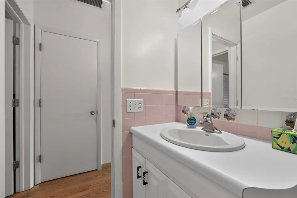 8320 112TH STREET #208 Seminole, FL 33772