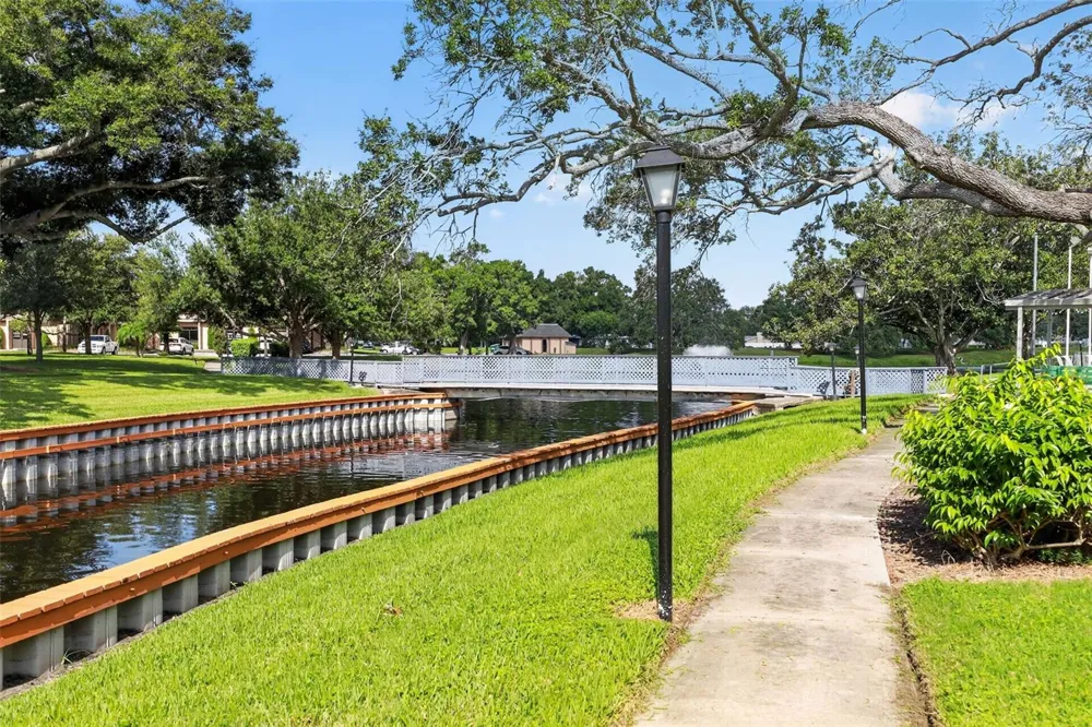 8320 112TH STREET #208 Seminole, FL 33772