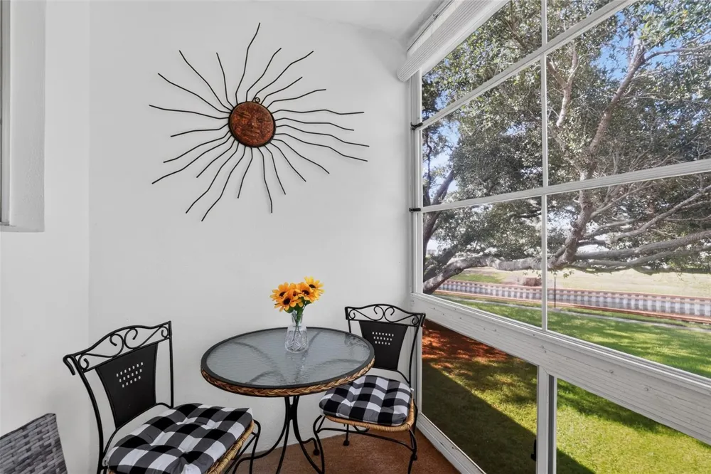 8320 112TH STREET #208 Seminole, FL 33772