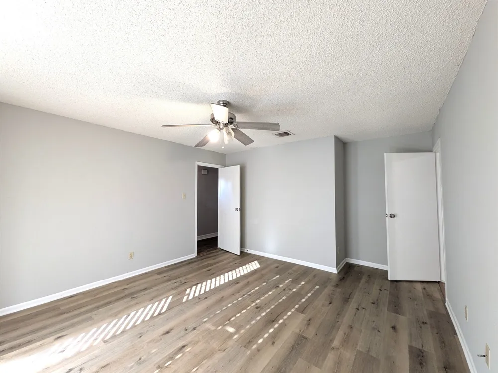 323 Teakwood Lane Lewisville, TX 75067