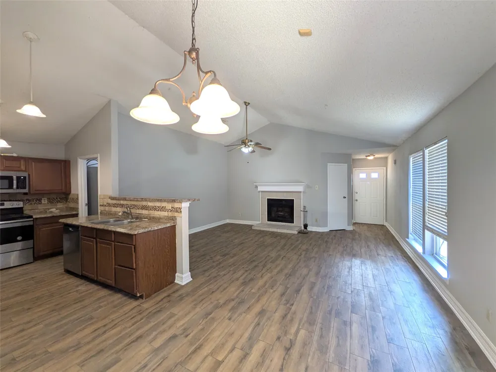 323 Teakwood Lane Lewisville, TX 75067