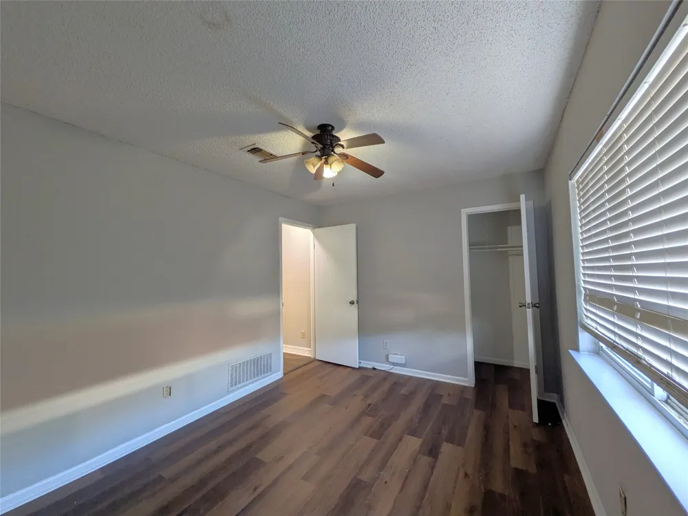 323 Teakwood Lane Lewisville, TX 75067