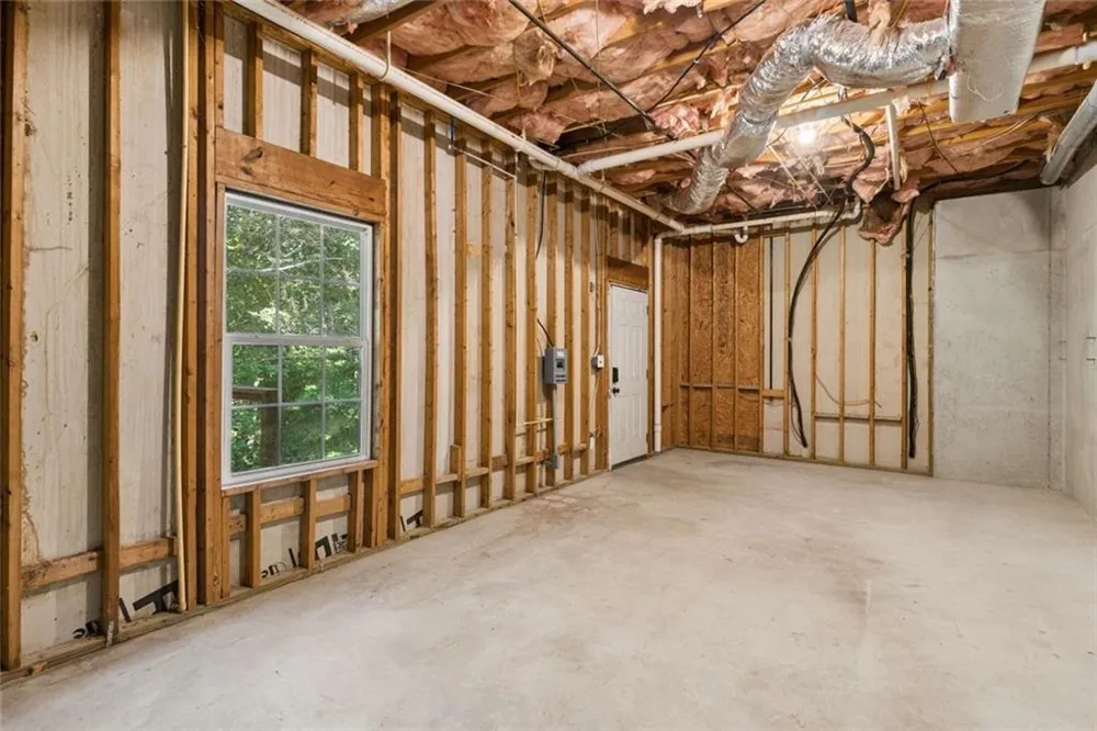 61 Stone Crest Court Rockmart, GA 30153