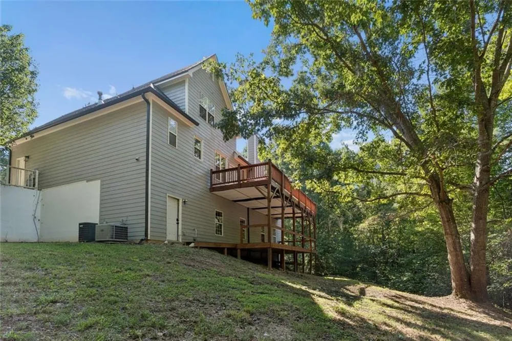 61 Stone Crest Court Rockmart, GA 30153