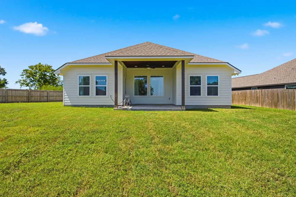 520 Combine Road Snook, TX 77879