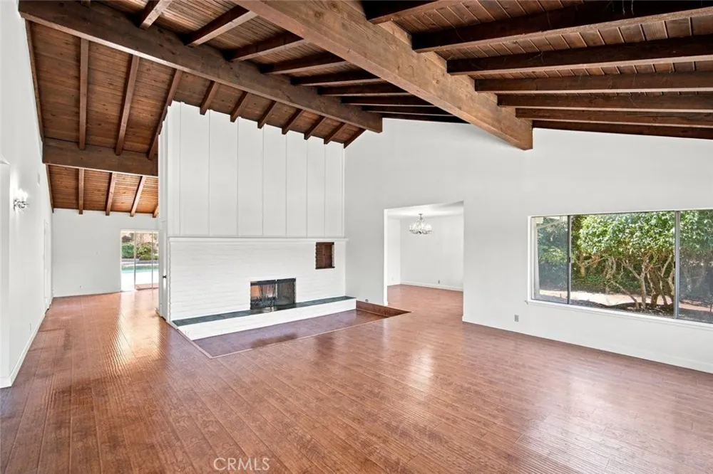 1075 Calle Las Trancas Thousand Oaks, CA 91360
