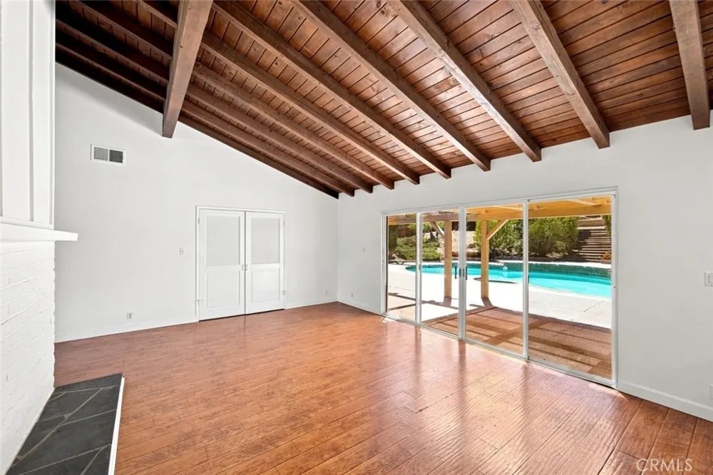 1075 Calle Las Trancas Thousand Oaks, CA 91360