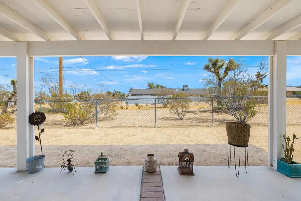 6829 Palisade Way Yucca Valley, CA 92284