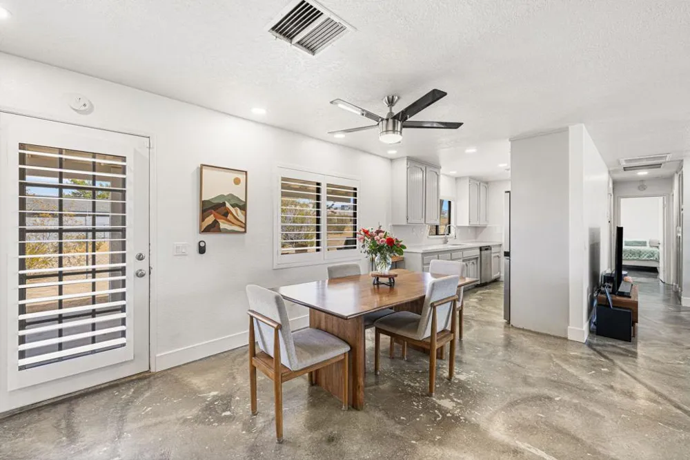 6829 Palisade Way Yucca Valley, CA 92284