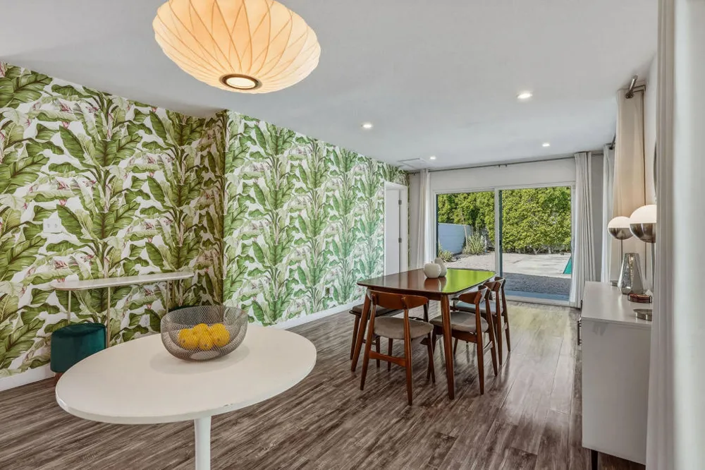 3772 E Camino Parocela Palm Springs, CA 92264