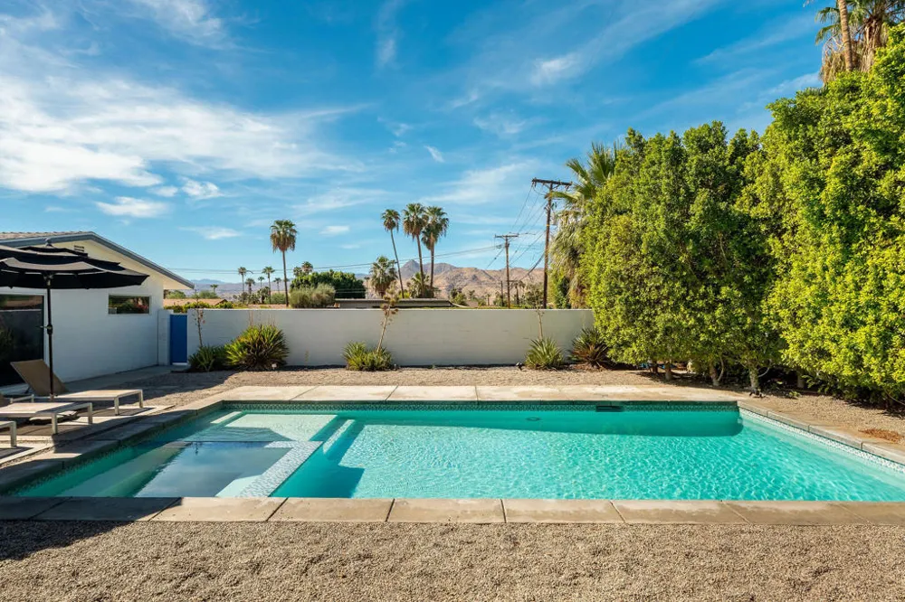 3772 E Camino Parocela Palm Springs, CA 92264