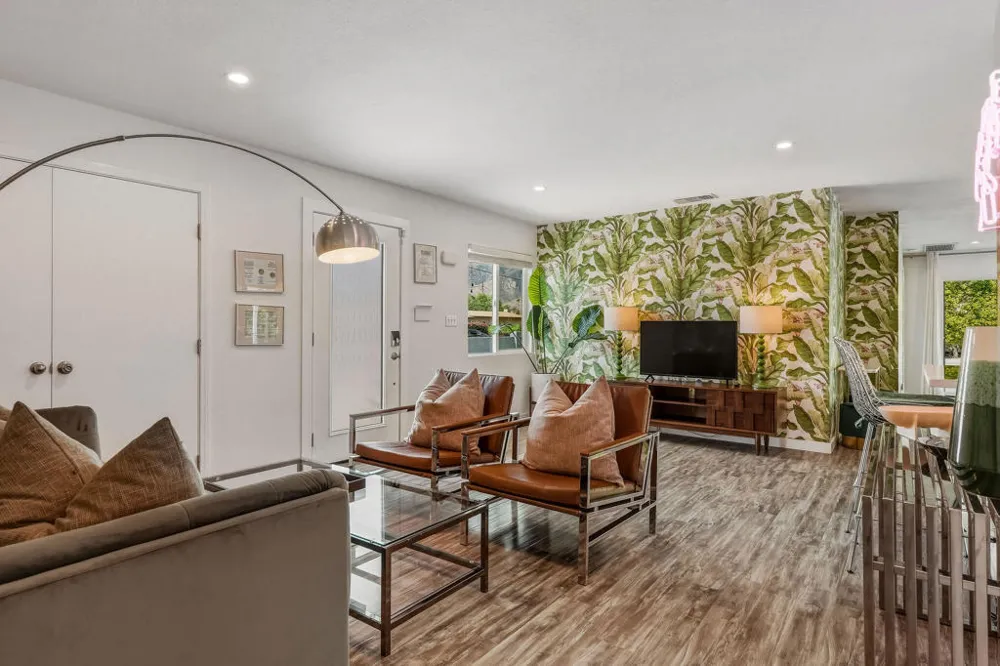 3772 E Camino Parocela Palm Springs, CA 92264
