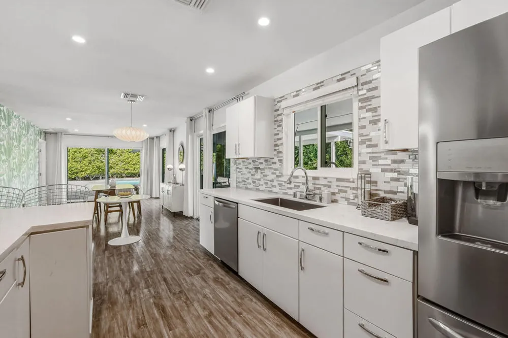 3772 E Camino Parocela Palm Springs, CA 92264