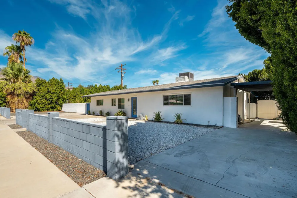 3772 E Camino Parocela Palm Springs, CA 92264