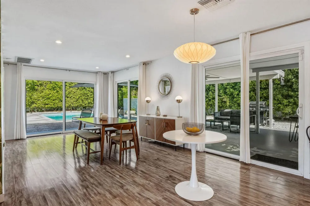3772 E Camino Parocela Palm Springs, CA 92264