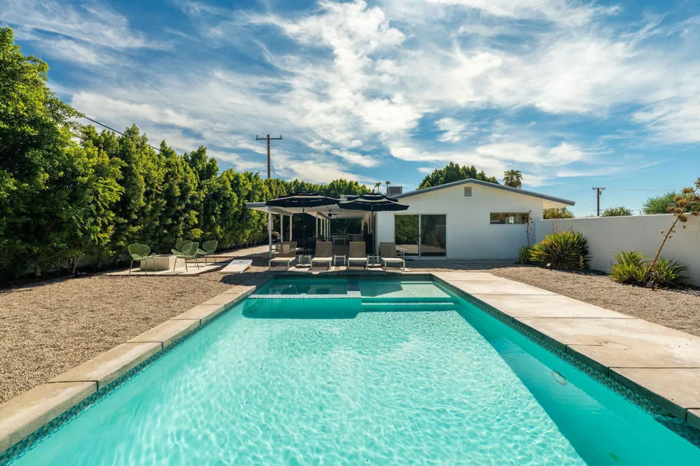 3772 E Camino Parocela Palm Springs, CA 92264