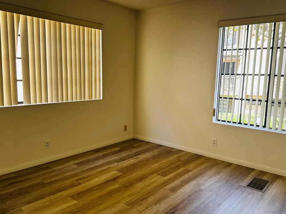 8870 Villa La Jolla Drive #213 San Diego, CA 92037