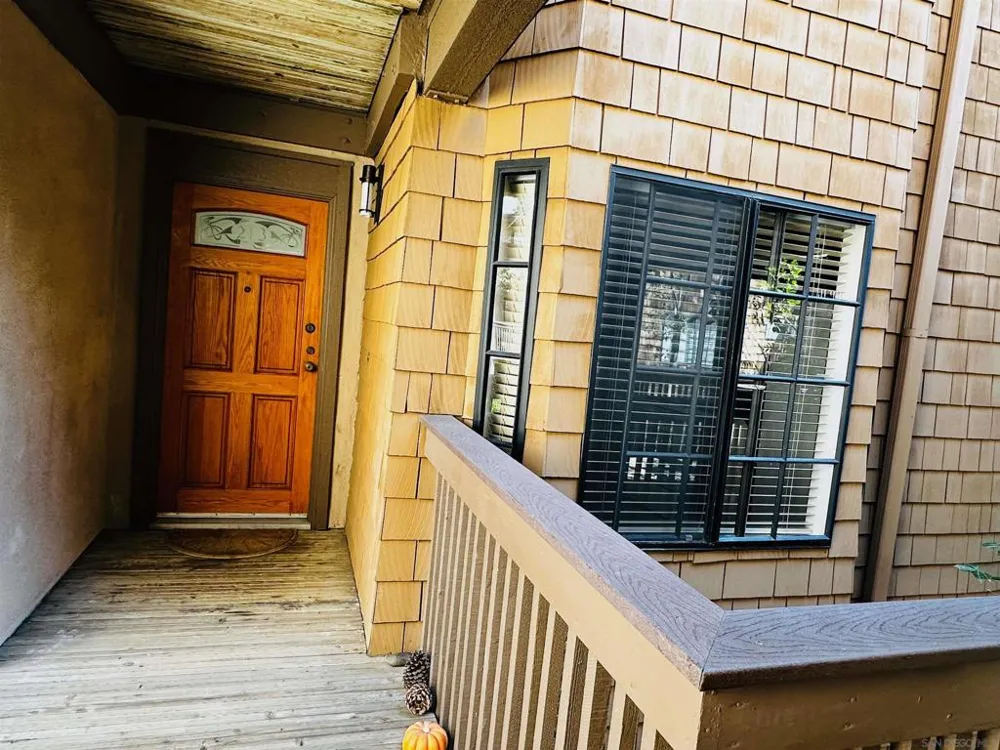 8870 Villa La Jolla Drive #213 San Diego, CA 92037