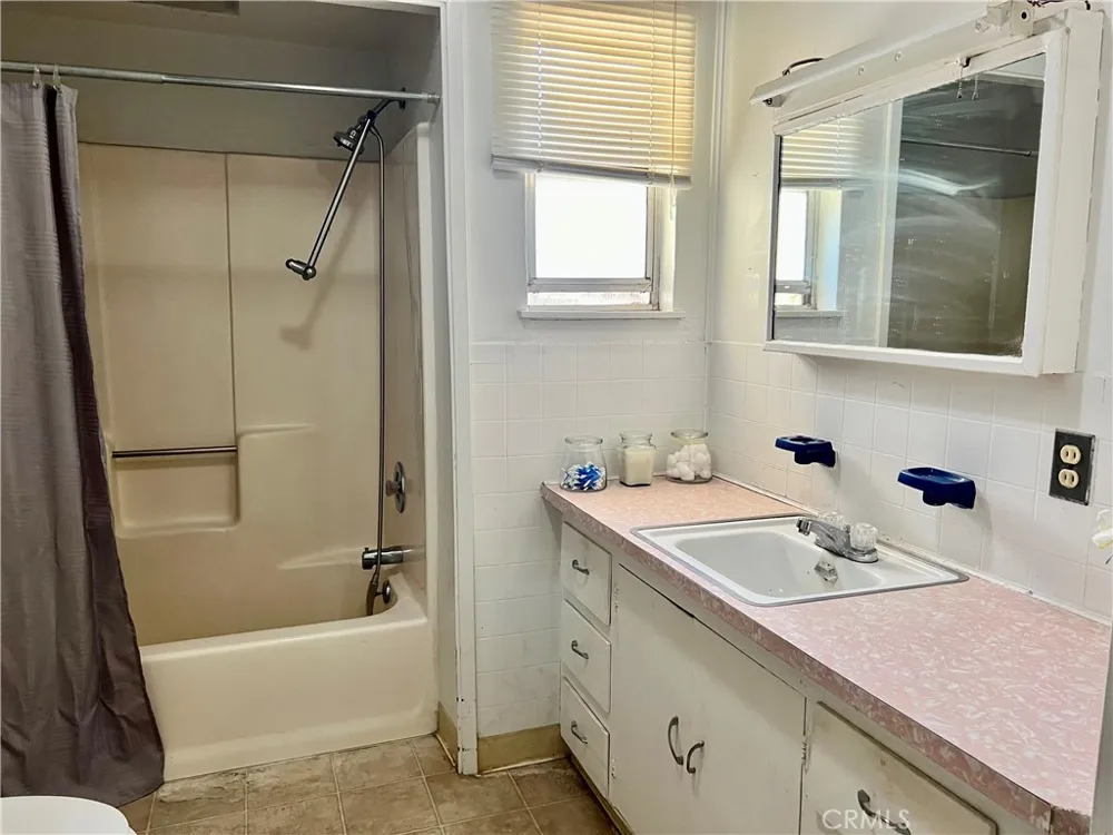 3602 Vista Clearlake, CA 95422