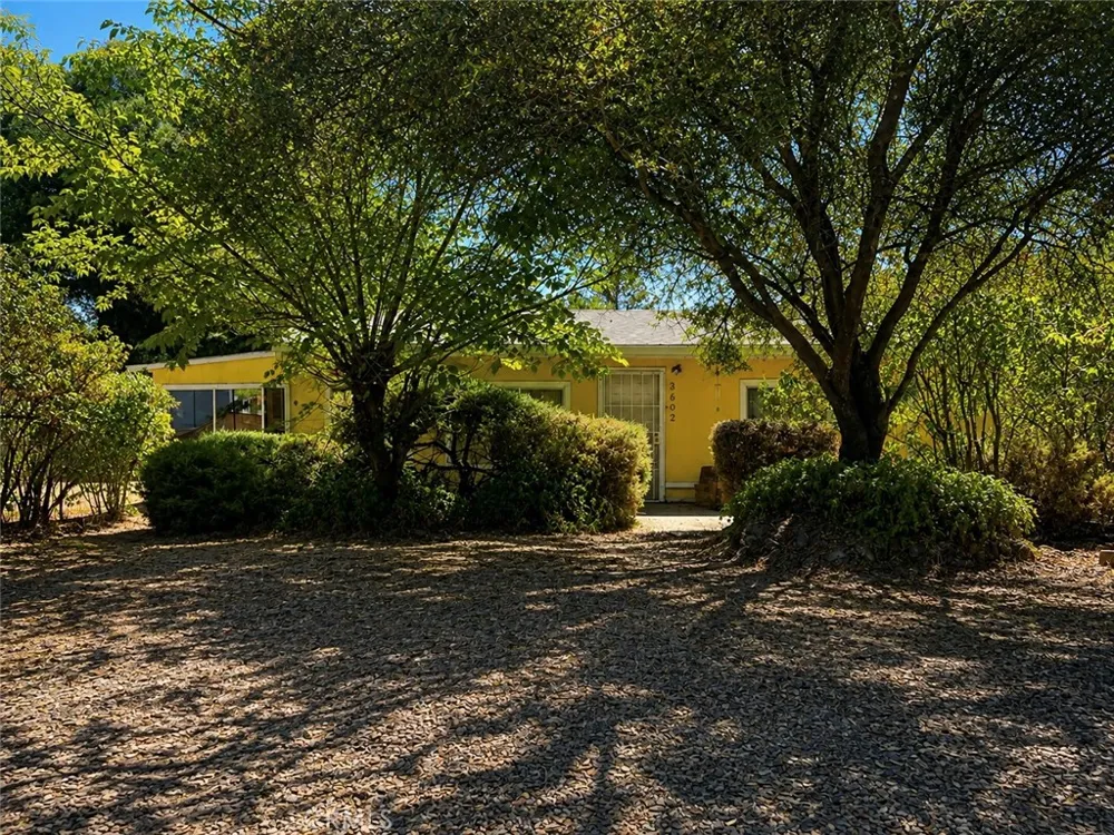 3602 Vista Clearlake, CA 95422