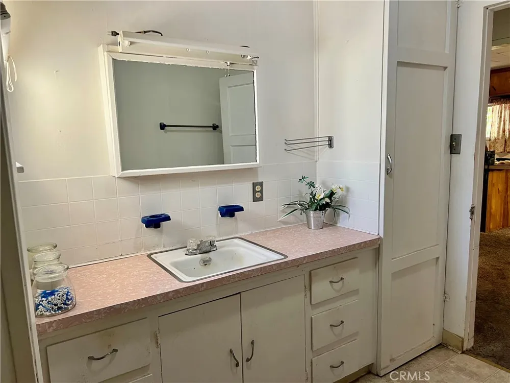 3602 Vista Clearlake, CA 95422