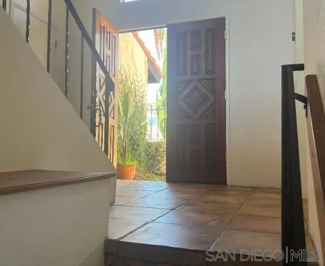 624 Schafer Place Escondido, CA 92025