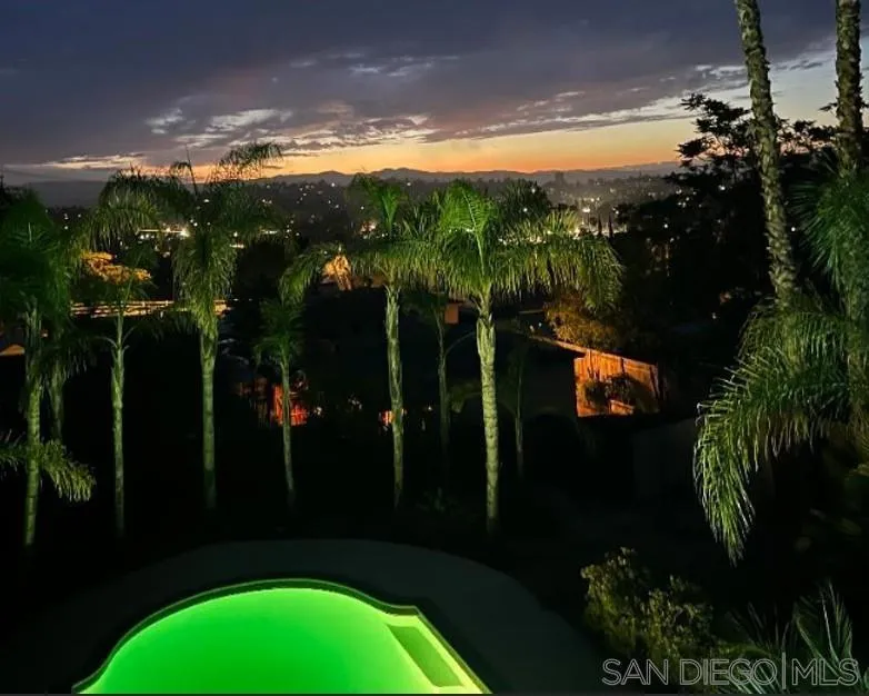 624 Schafer Place Escondido, CA 92025