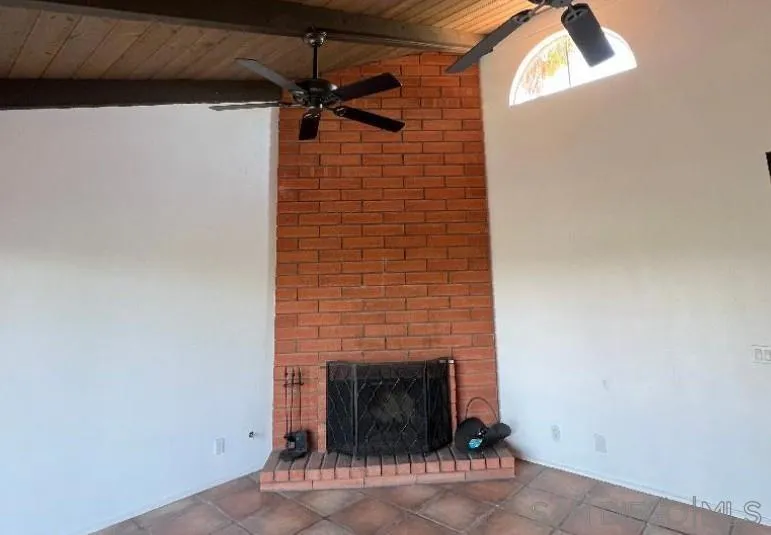 624 Schafer Place Escondido, CA 92025