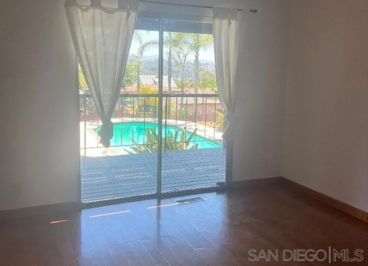624 Schafer Place Escondido, CA 92025