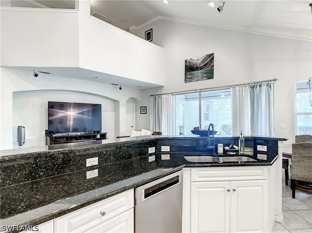 Laurel Lakes Boulevard Naples, FL 34119