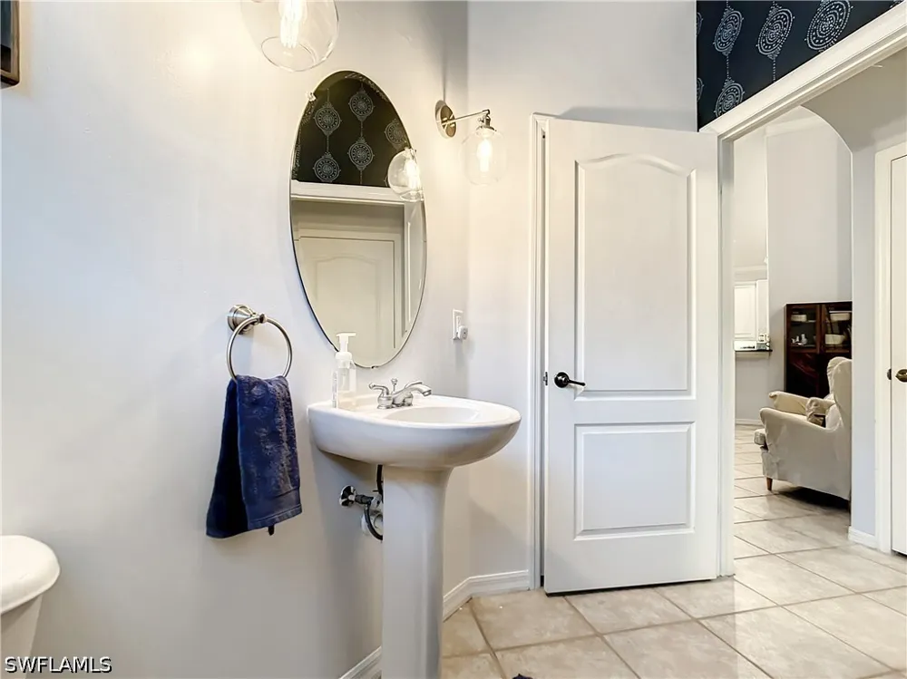Laurel Lakes Boulevard Naples, FL 34119