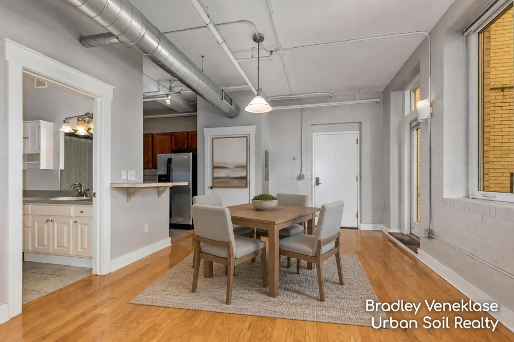 600 Broadway Avenue NW #131 Grand Rapids, MI 49504