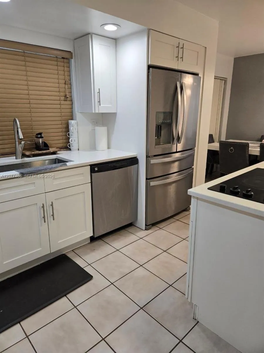 913 NW 110th Ln Coral Springs, FL 33071