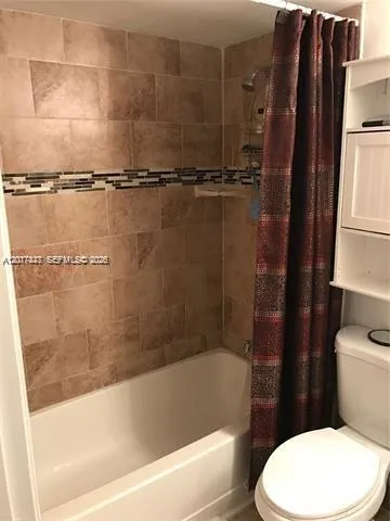 7235 NW 179th St #101 Hialeah, FL 33015