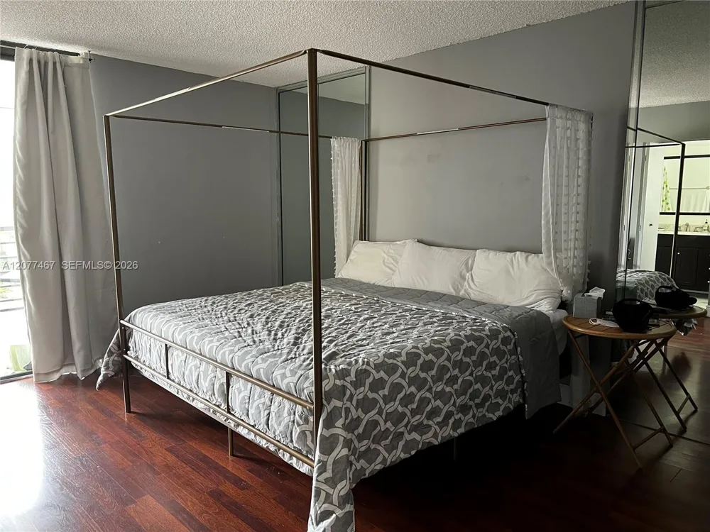 20441 NE 30th Ave #324-9 Aventura, FL 33180