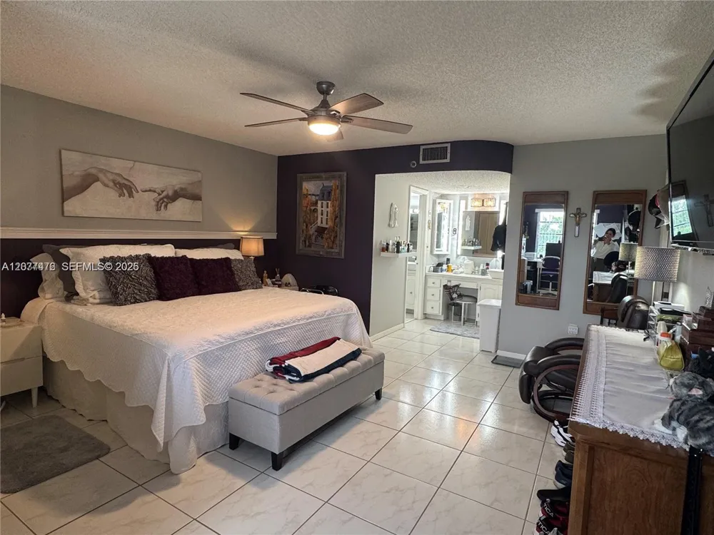 3910 Inverrary Blvd #603-B Lauderhill, FL 33319