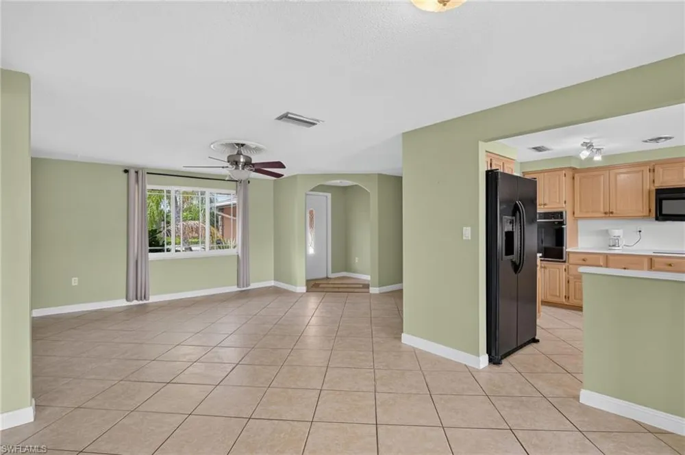 1802 Lakeview Boulevard North Fort Myers, FL 33903
