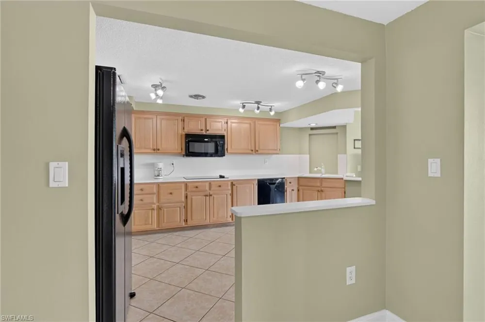 1802 Lakeview Boulevard North Fort Myers, FL 33903