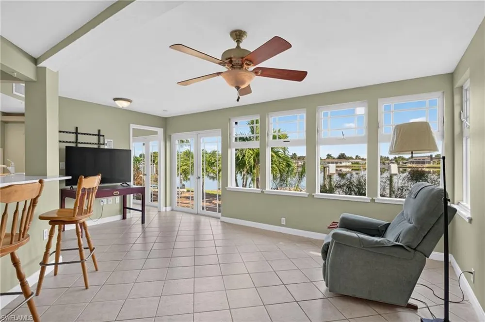 1802 Lakeview Boulevard North Fort Myers, FL 33903