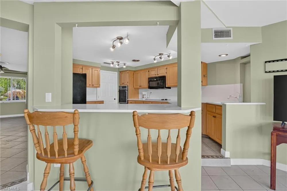 1802 Lakeview Boulevard North Fort Myers, FL 33903