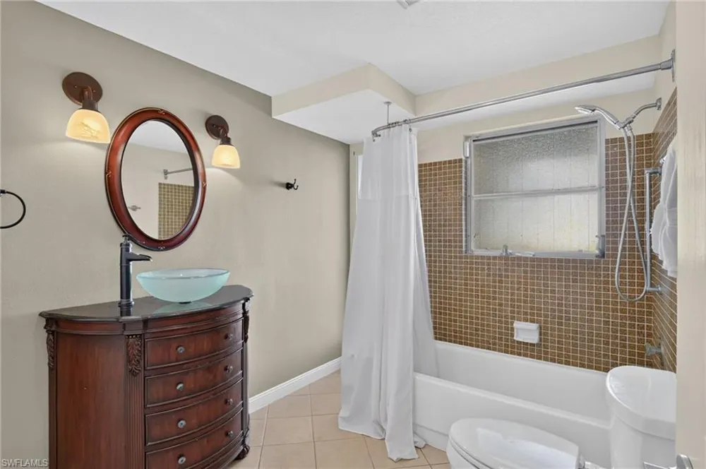 1802 Lakeview Boulevard North Fort Myers, FL 33903