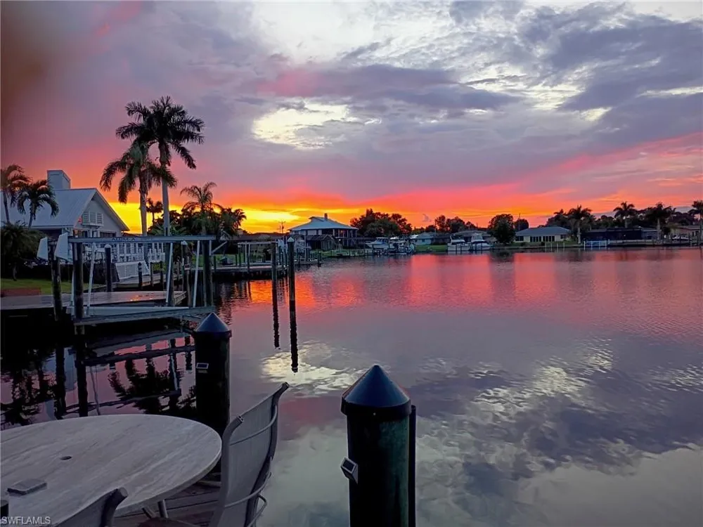 1802 Lakeview Boulevard North Fort Myers, FL 33903