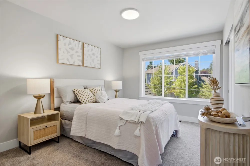 20360 132nd Avenue NE Woodinville, WA 98072