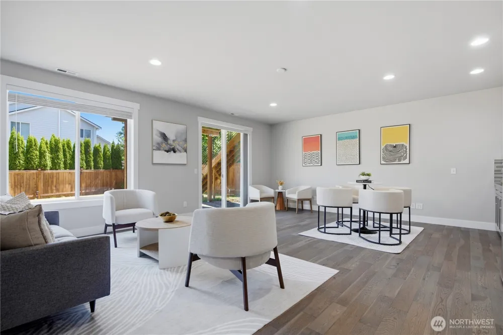 20360 132nd Avenue NE Woodinville, WA 98072
