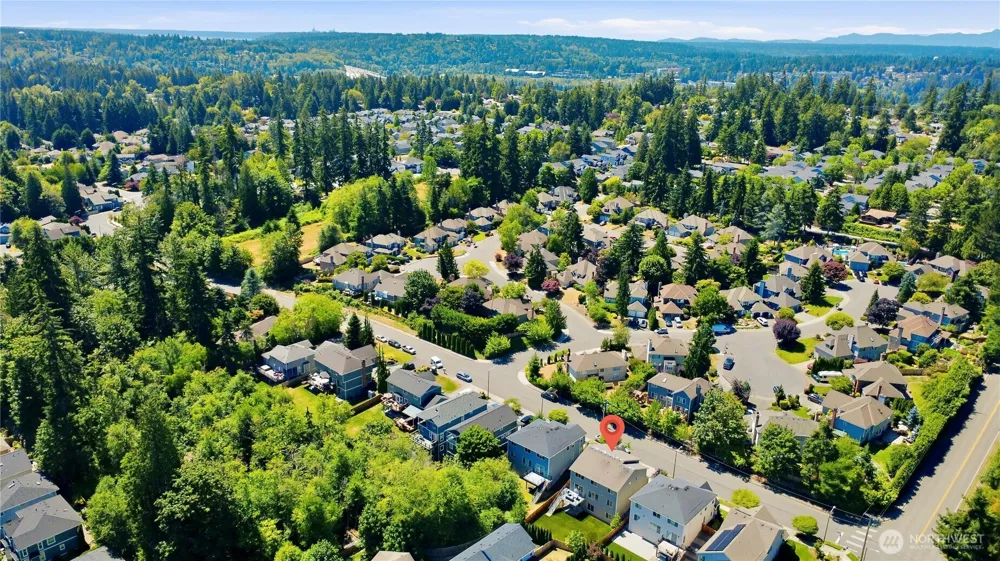 20360 132nd Avenue NE Woodinville, WA 98072