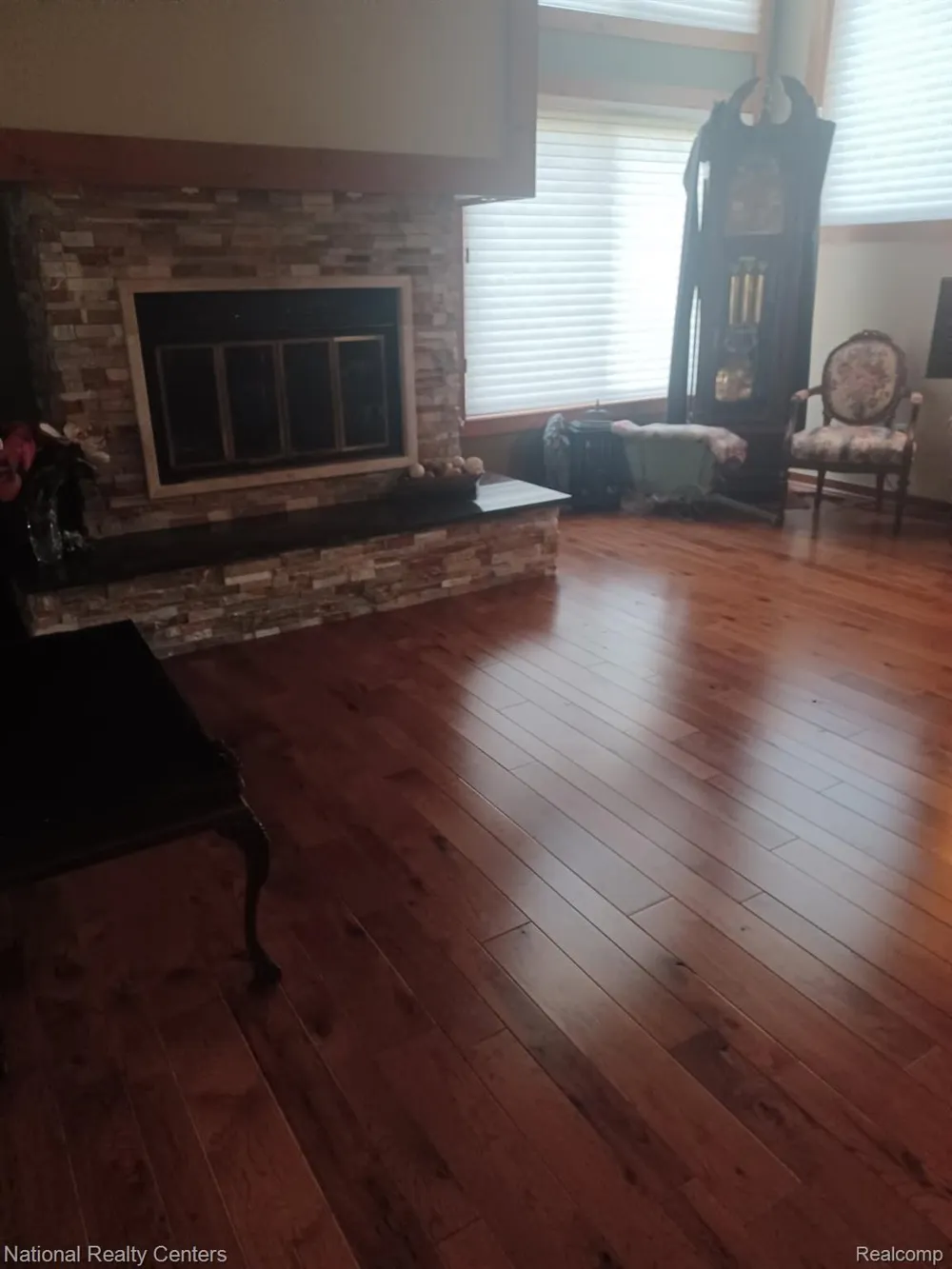 34653 Pembroke Avenue Livonia City, MI 48152