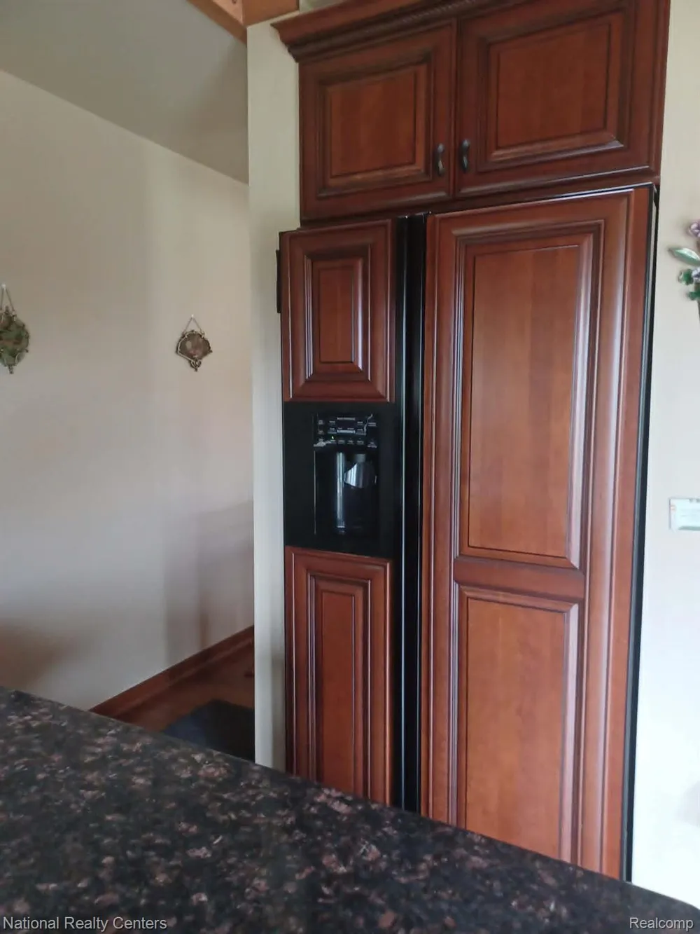 34653 Pembroke Avenue Livonia City, MI 48152
