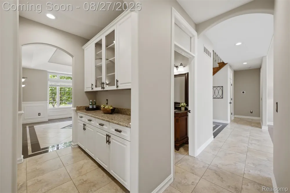 22440 Darcey Court Novi City, MI 48374