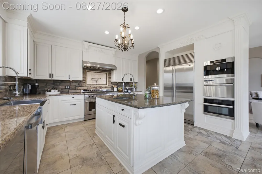 22440 Darcey Court Novi City, MI 48374